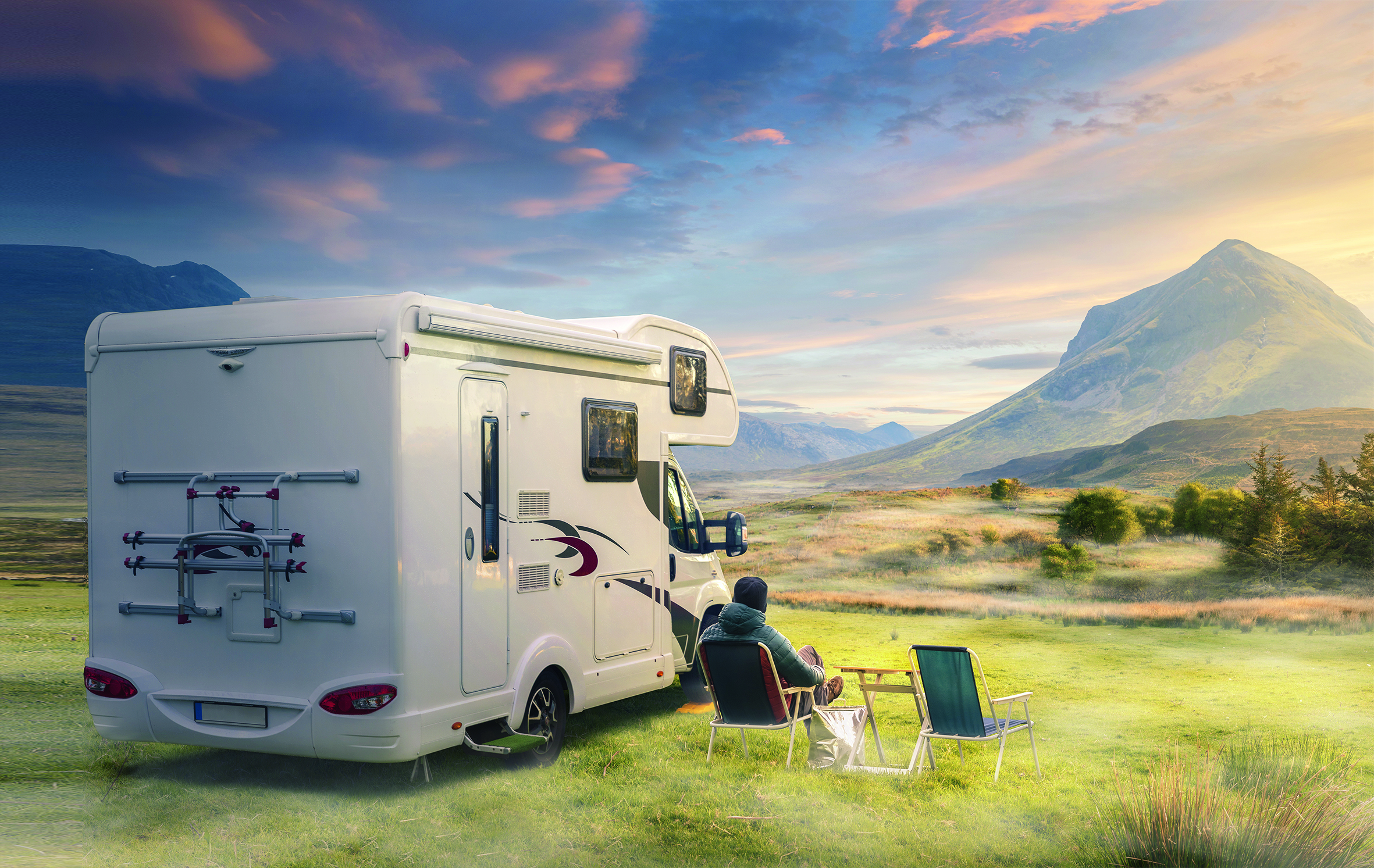 GLUETEC_Kleb-und-Dichtstoffe-fuer-Caravanbau